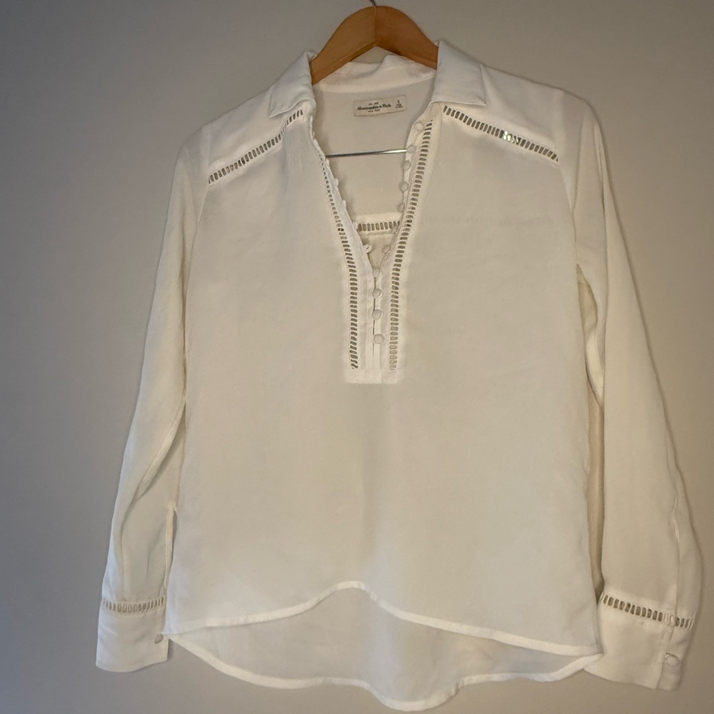 Abercrombie & Fitch Cream Polo Collar Button Down Blouse